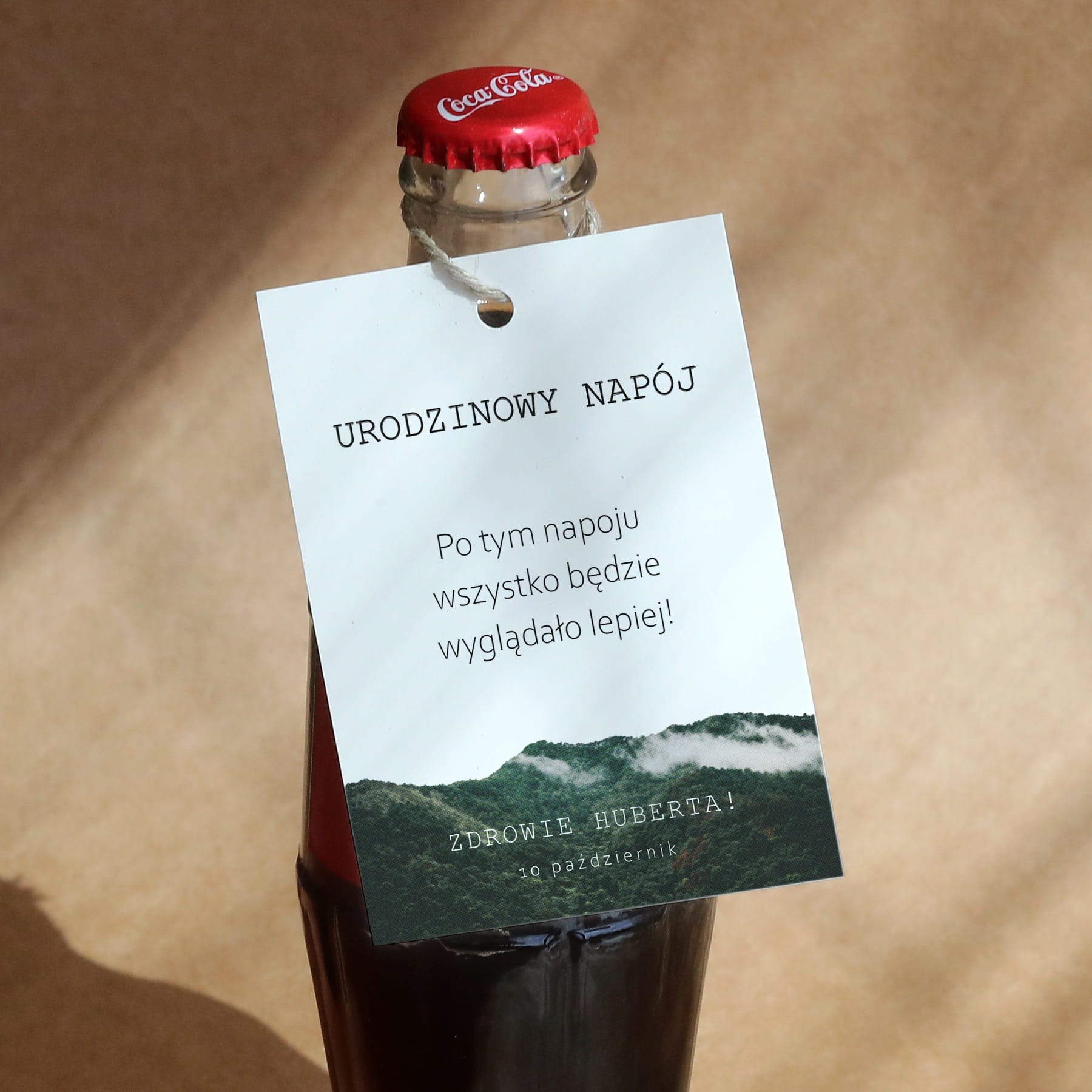 Urodzinowe zawieszki z górami - zestaw 18 szt