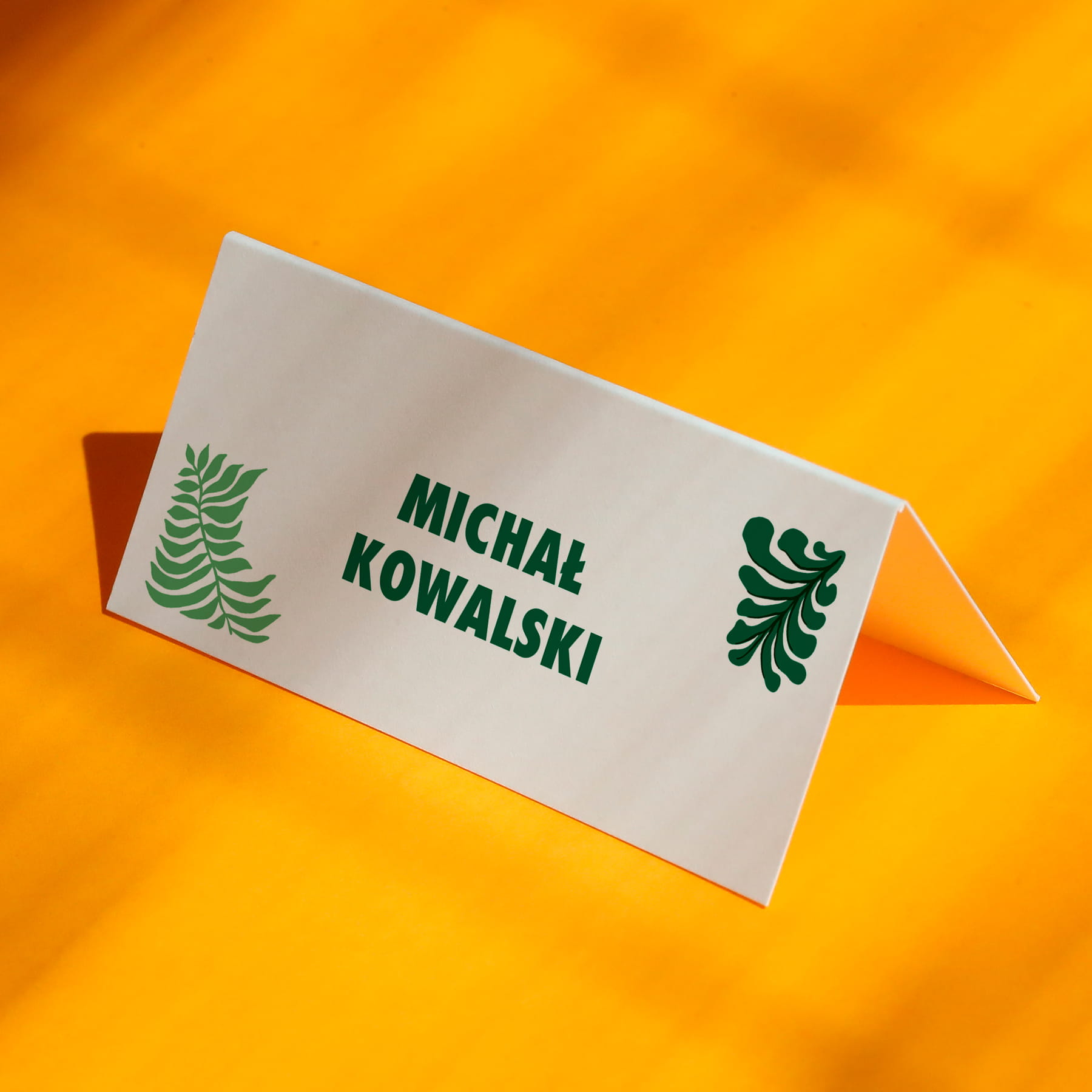 Winietki urodzinowe z roślinami