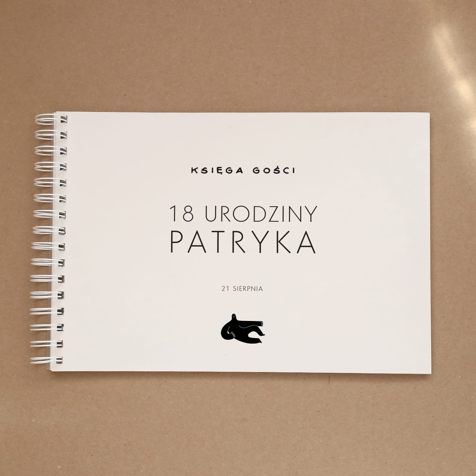 Księga gości z wesołą grafiką  na przyjęcie urodzinowe - okładka z przodu