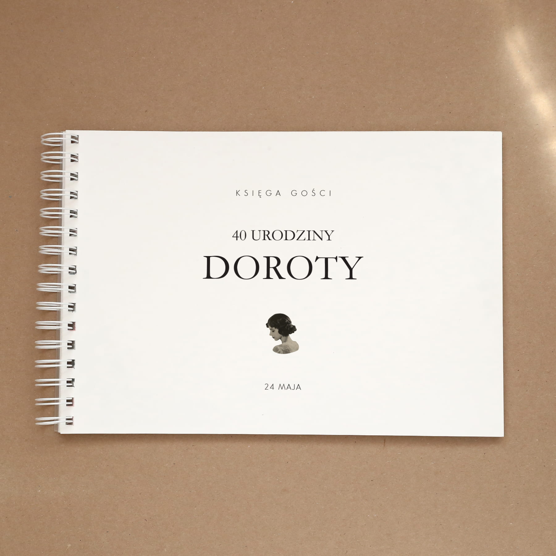 Księga gości w eleganckim stylu vintage na przyjęcie urodzinowe - okładka z przodu