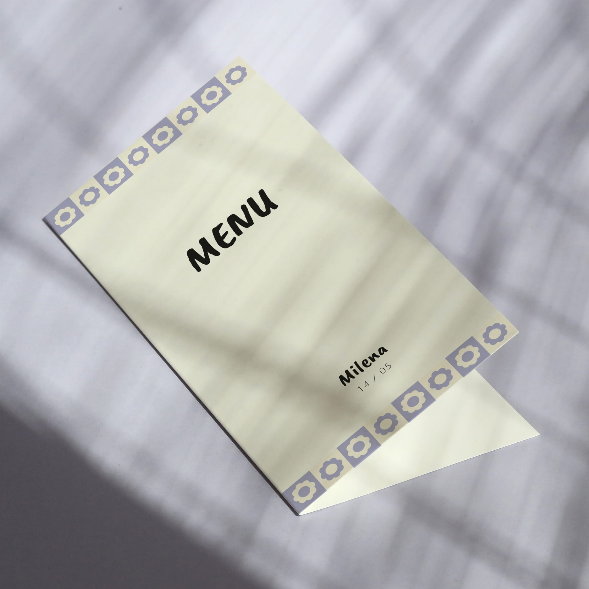 Karty menu na przyjęcie kwiatuszek okładka
