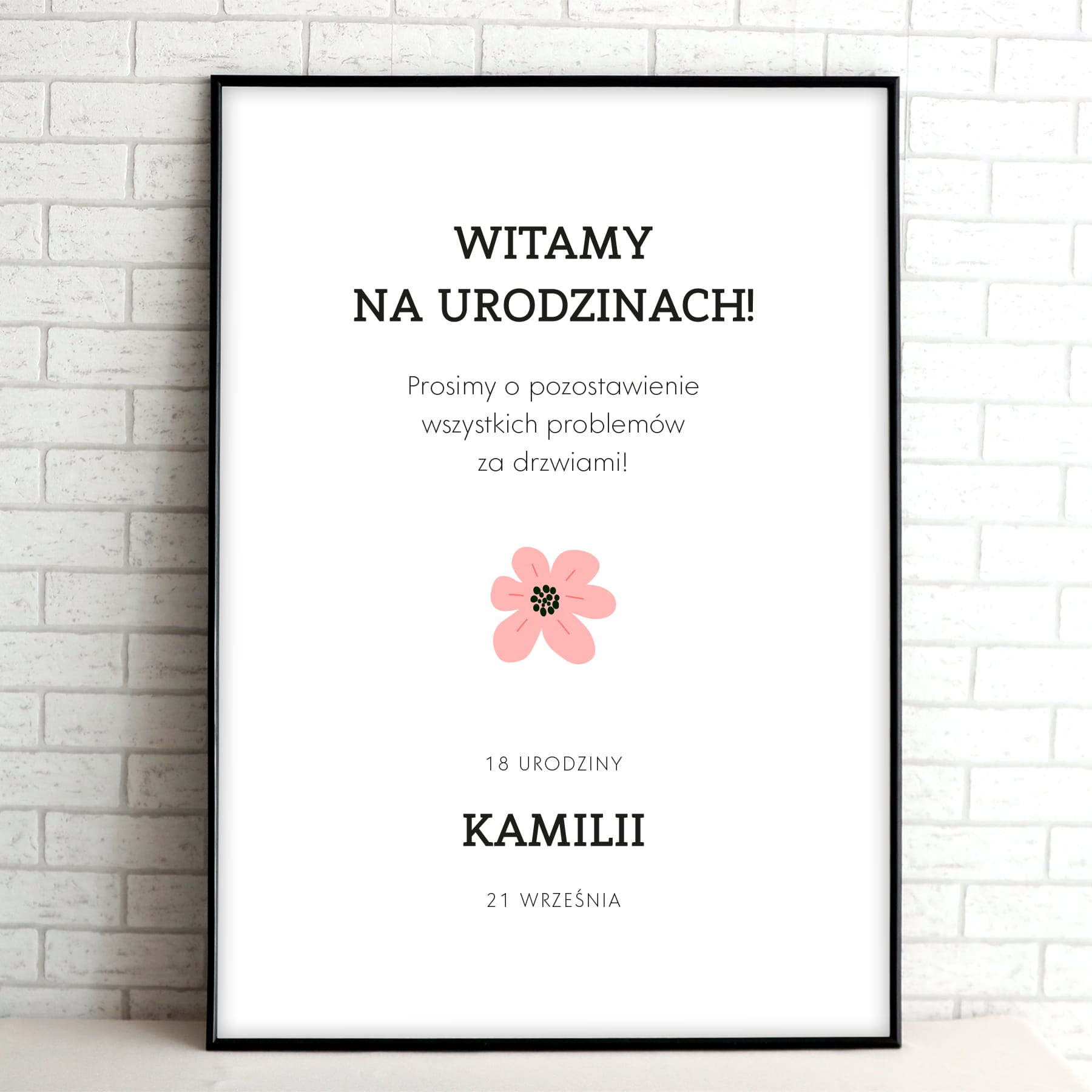 Tablice powitalne na przyjęcie urodzinowe z kwiatuszkiem