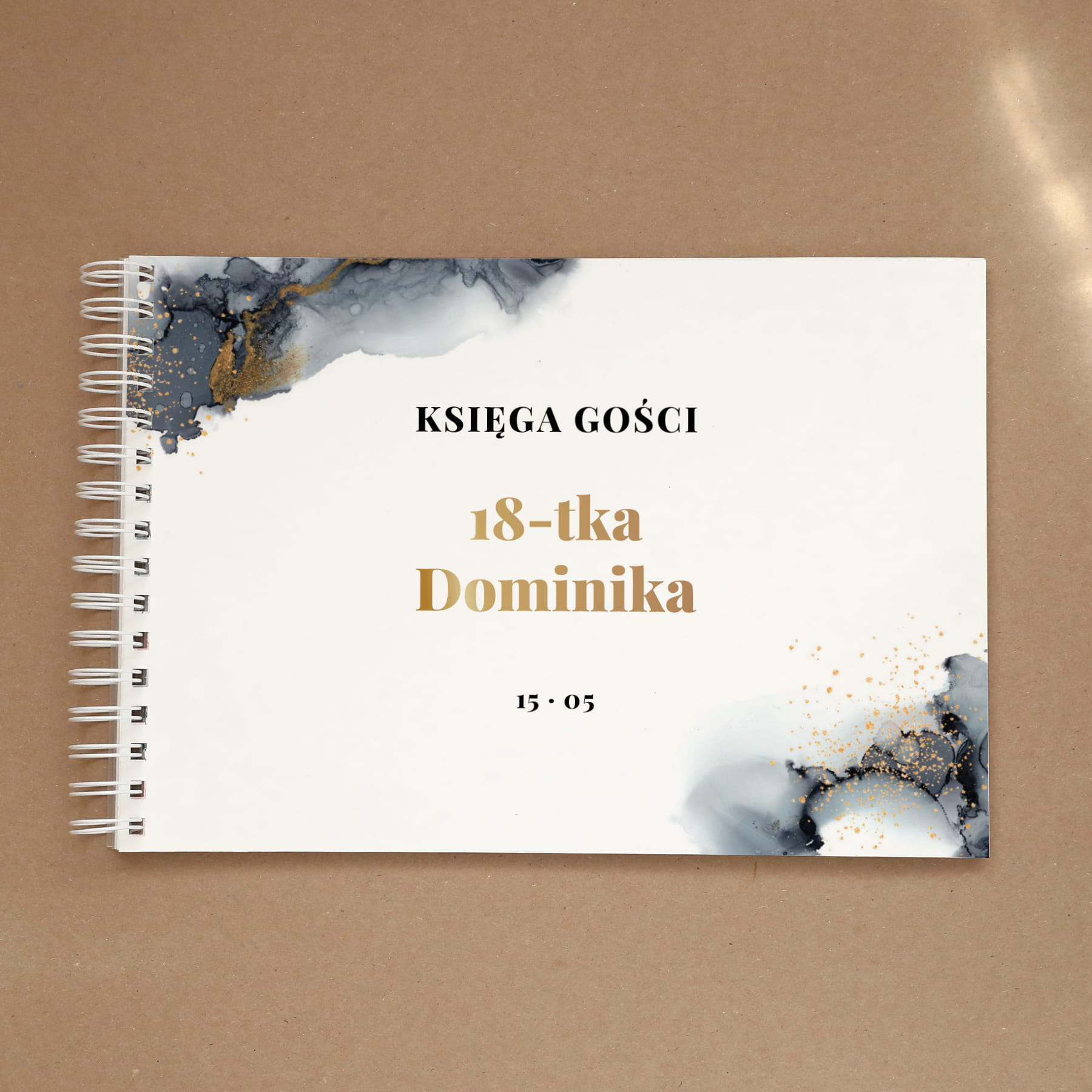 Księga gości na przyjęcie urodzinowe z akwarelą i złotem