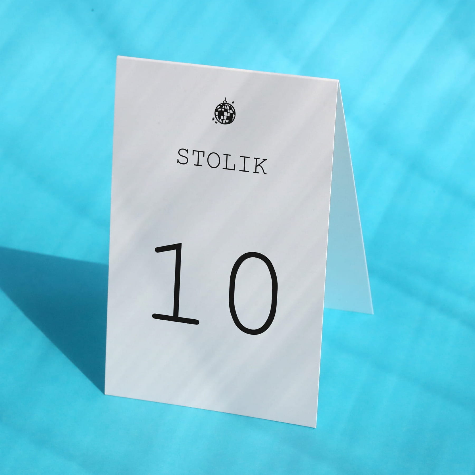 Numerki na stół urodzinowy z kulą dyskotekową