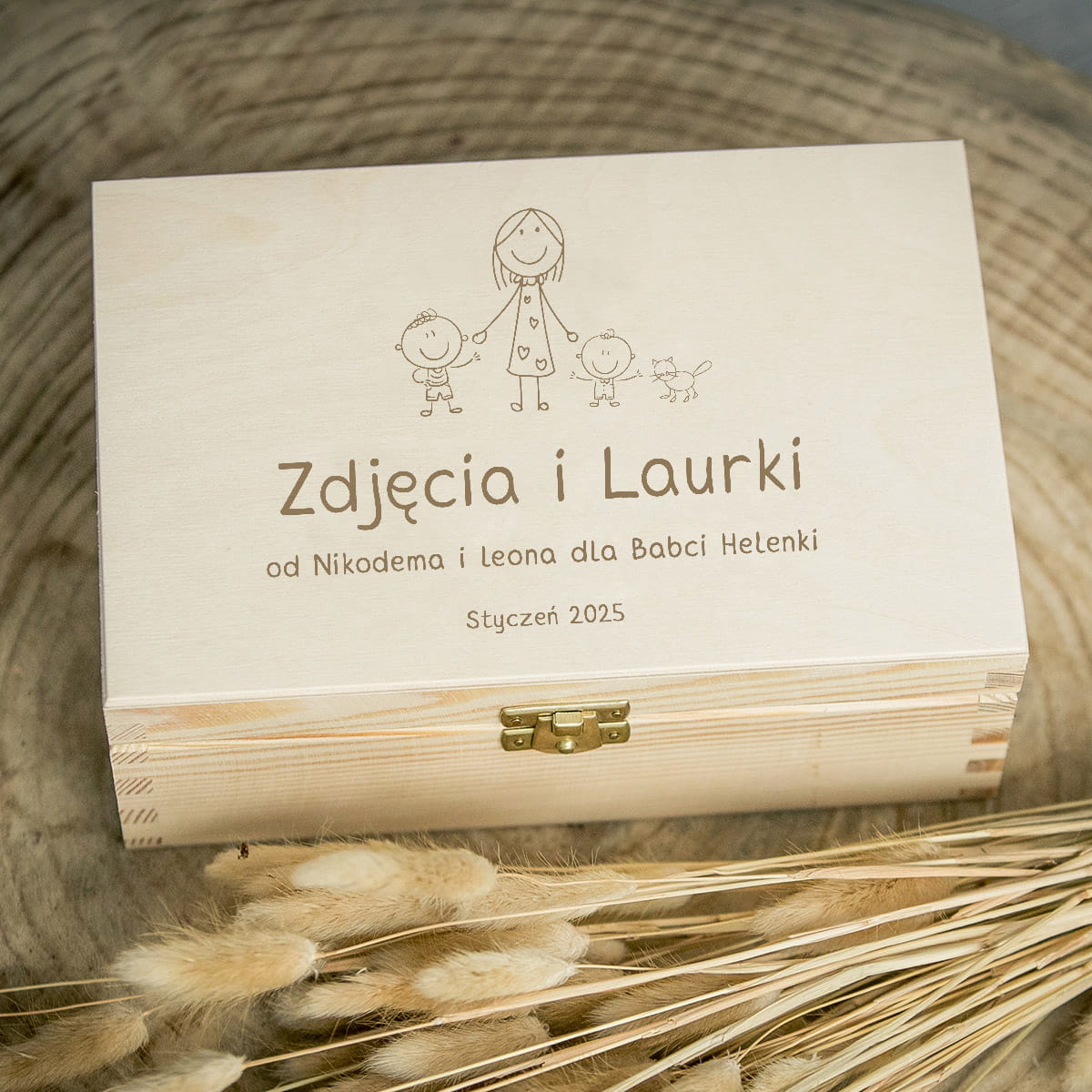 Szkatułka na zdjęcia i laurki dla Babci od wnuczków