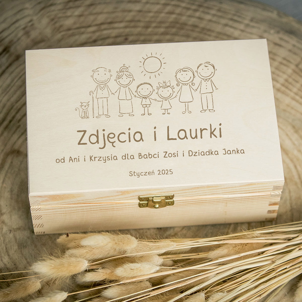 Szkatułka na zdjęcia i laurki dla Babci i Dziadka - wesoła Rodzinka